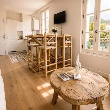 La Bastide Blanche Sea View, Air Conditioning And Wifi Apartment Saint-Raphael (Var)